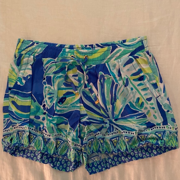 Lilly Pulitzer Shorts - Picture 1 of 3